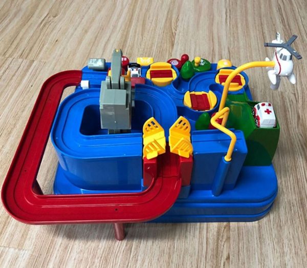 jeu de circuit et voiture Montessori